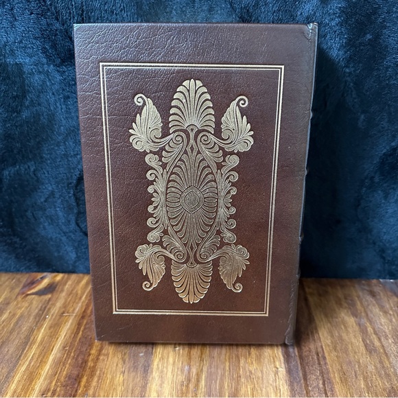 Great Expectations | Collector’s Leather Bound Edition - Picture 2 of 10